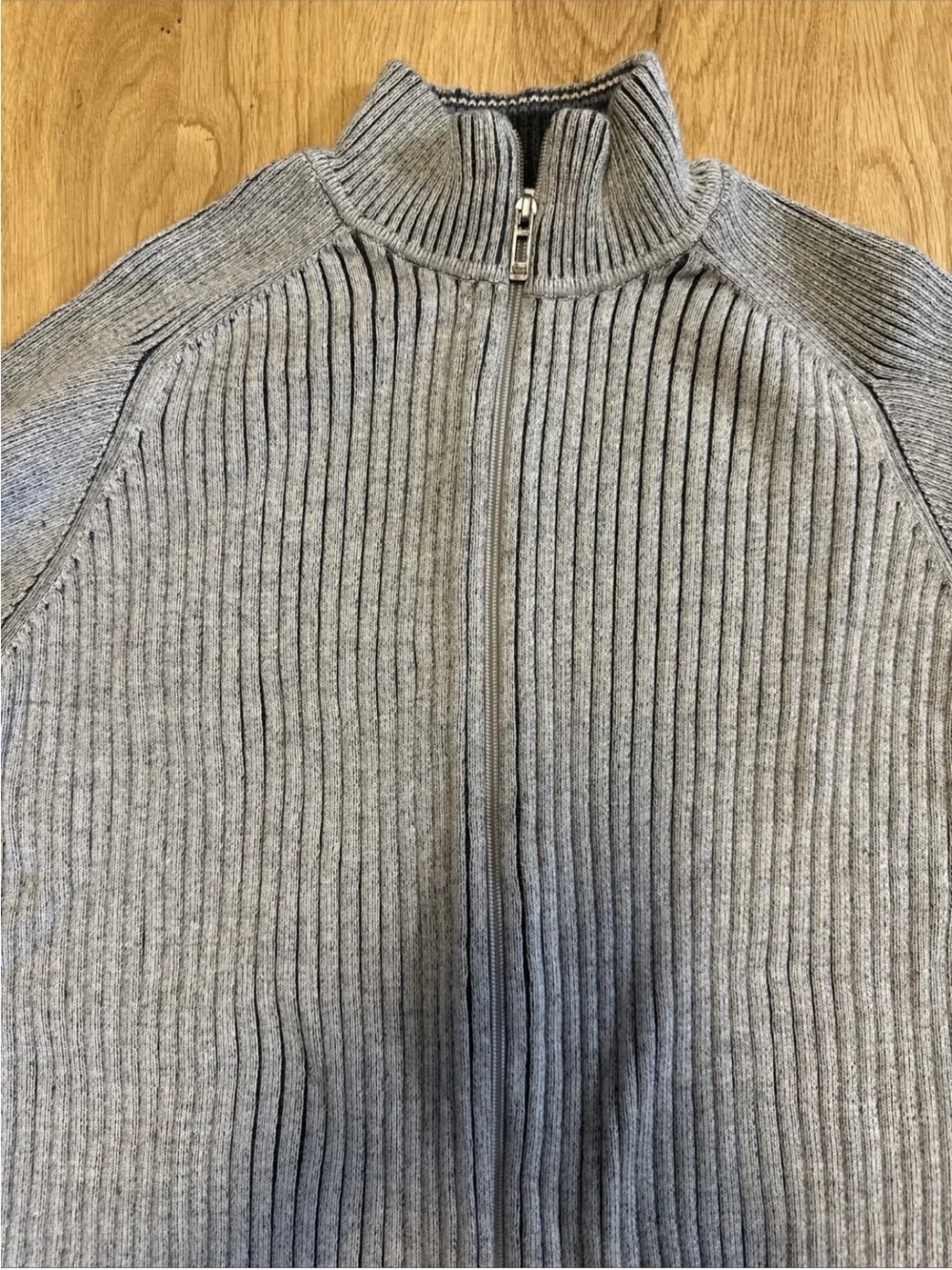 Dkny classic gray